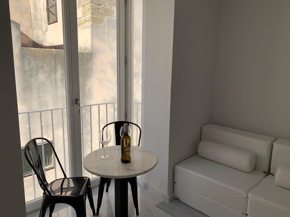 Apartment San Lorenzo Y *